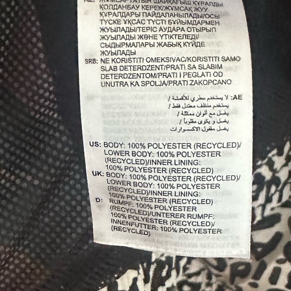 Adidas x Farm Rio Jungle Floral Zip Up Windbreaker Jacket Small - Picture 10 of 11